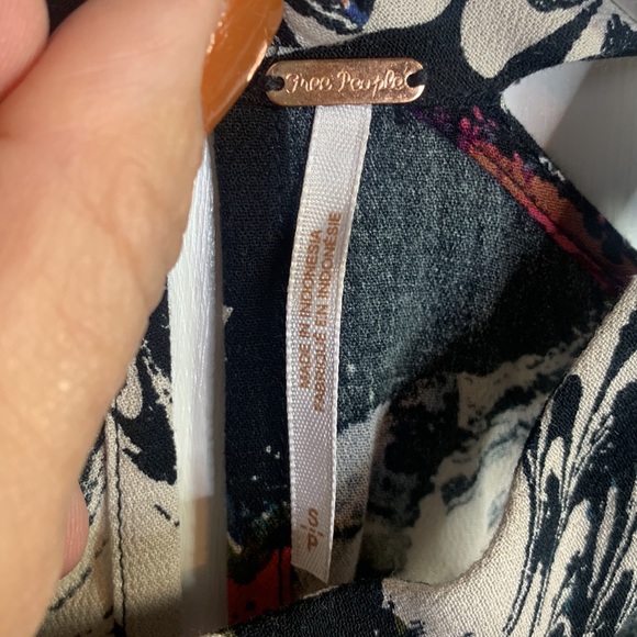 Free People Drift Away Cold Shoulder Artsy Mini-Dress Tunic W-298 Size Small - Picture 7 of 11